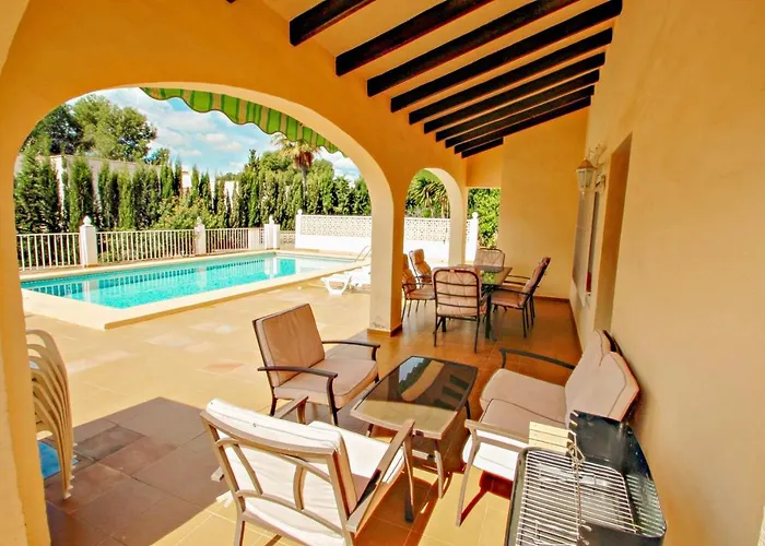 Linea - Sea View With Private Pool In טאולאדה